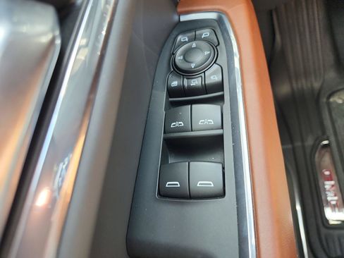 Used 2024 GMC Sierra 2500 Denali Ultimate AWD/4WD image 25