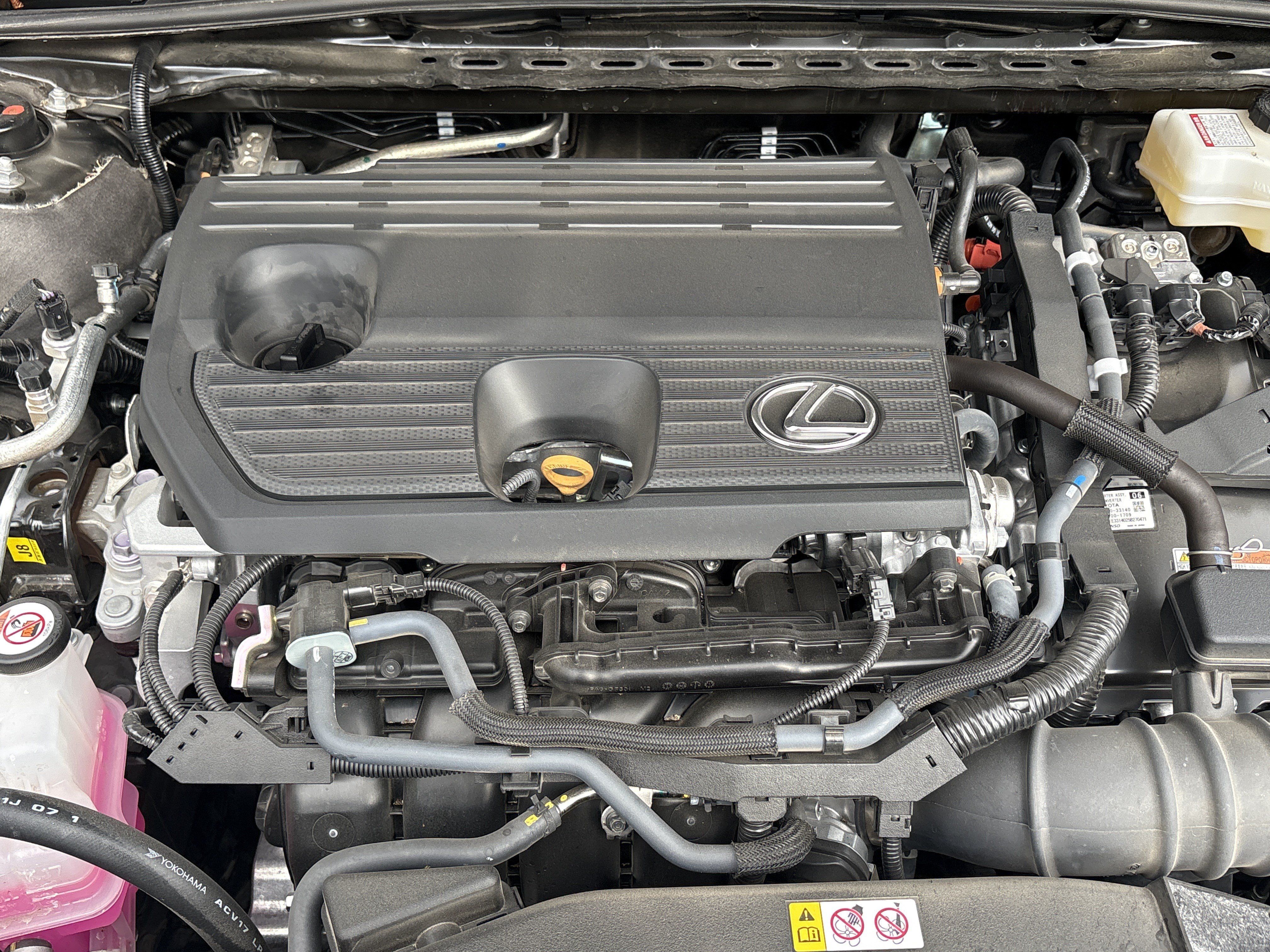 Used 2025 Lexus ES 300h w/ Luxury Package FWD image 34