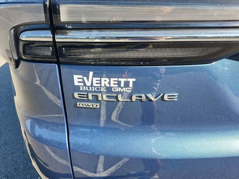 New 2026 Buick Enclave Avenir w/ Super Cruise Package image 5
