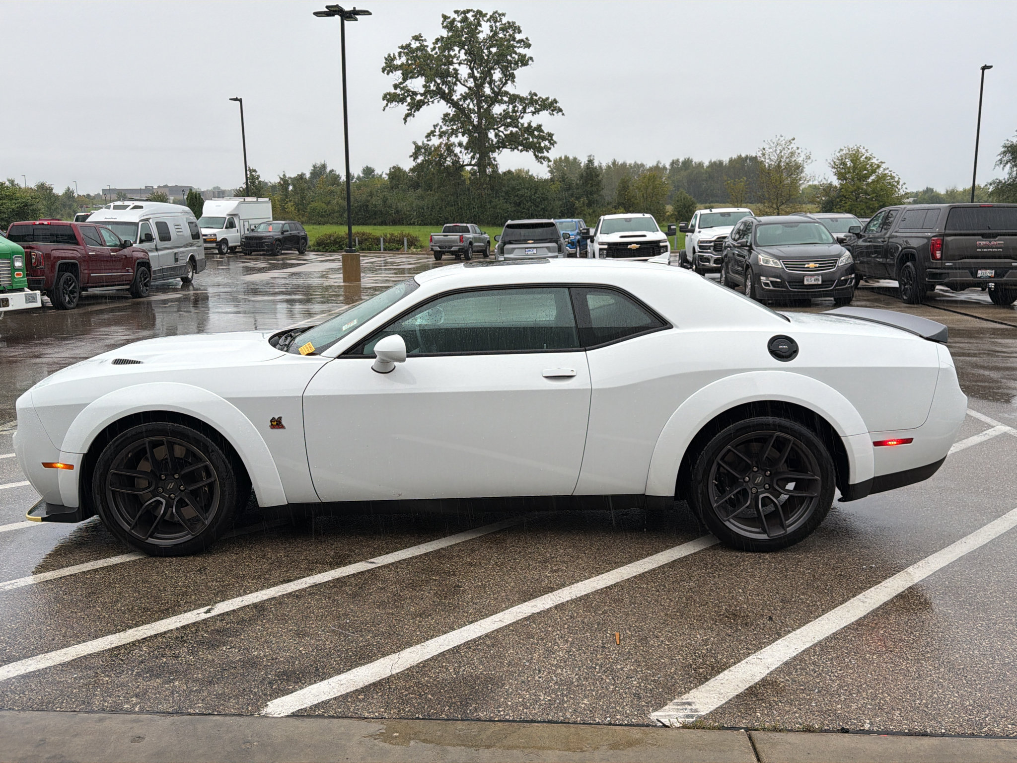 Used 2021 Dodge Challenger R/T Scat Pack RWD image 2