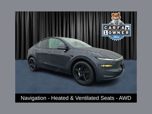 Used 2026 Tesla Model Y Long Range image 1