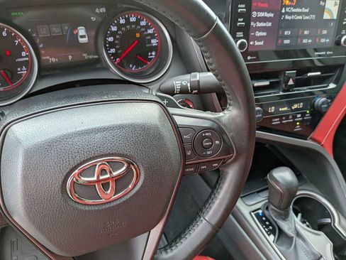 Used 2023 Toyota Camry XSE image 19