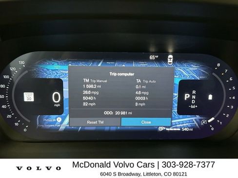 Used 2025 Volvo V60 B5 Cross Country Plus AWD/4WD image 15