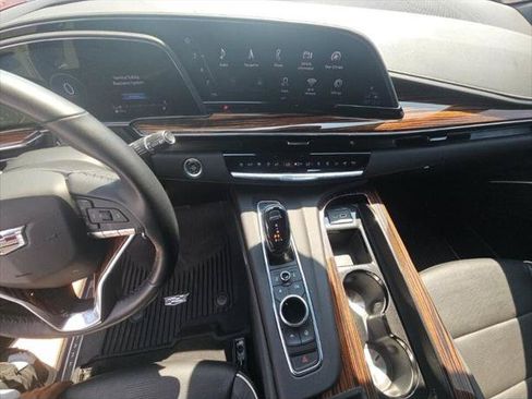 Used 2021 Cadillac Escalade ESV Premium Luxury w/ Driver Assist Tech Package RWD image 17