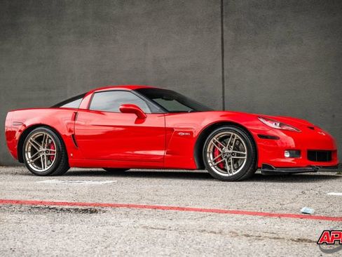 Used 2007 Chevrolet Corvette Z06 w/ Preferred Equipment Group RWD image 5