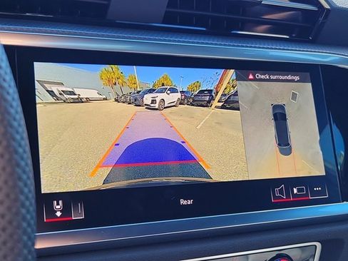 Certified 2025 Audi Q3 2.0T Premium Plus w/ Premium Plus Package image 29