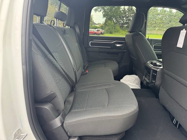 New 2027 RAM 3500 Big Horn AWD/4WD image 16