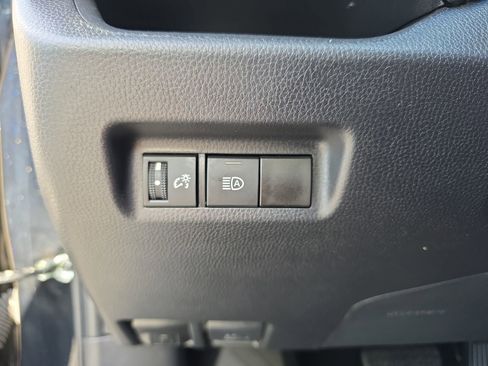 Used 2025 Toyota RAV4 LE image 25