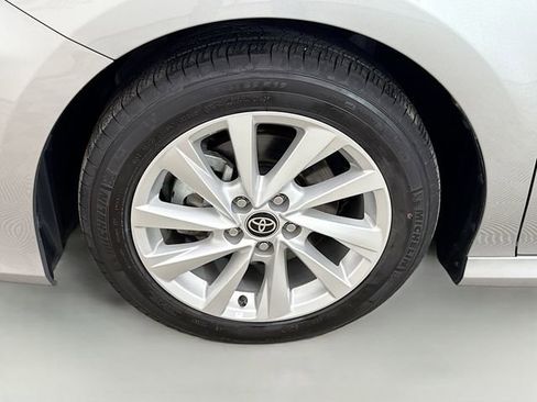 Used 2022 Toyota Camry LE image 28