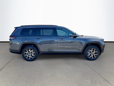 New 2025 Jeep Grand Cherokee L Limited w/ Luxury Tech Group II image 8