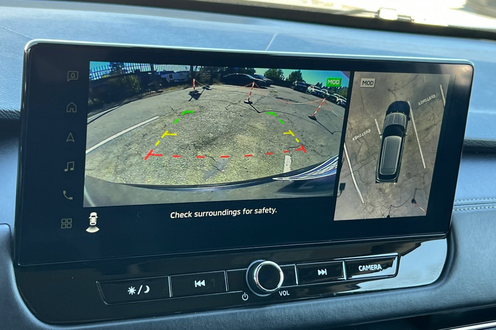 Used 2025 Mitsubishi Outlander SE FWD image 21