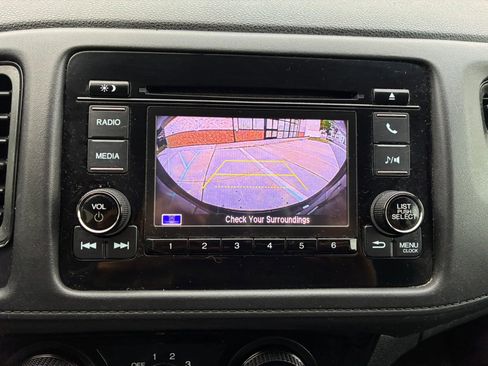 Used 2019 Honda HR-V LX image 20