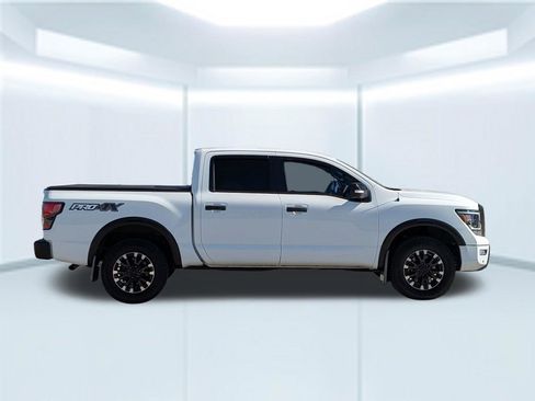 Used 2021 Nissan Titan PRO-4X w/ Pro-4x Convenience Package AWD/4WD image 7