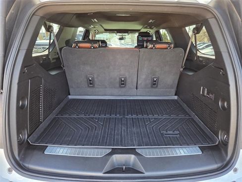 Used 2023 GMC Yukon XL Denali Ultimate image 15