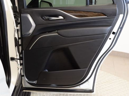 Used 2024 Cadillac Escalade Sport Platinum image 34