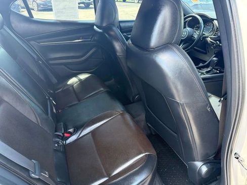 Used 2023 MAZDA MAZDA3 Hatchback w/Premium Plus Pkg AWD/4WD image 32