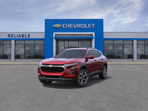 New 2026 Chevrolet Trax LT image 8
