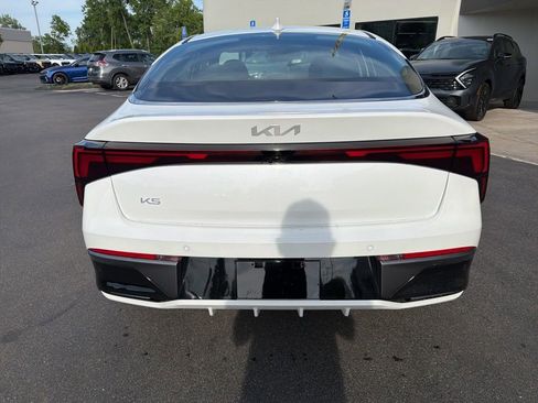 New 2026 Kia K5 LXS FWD image 9