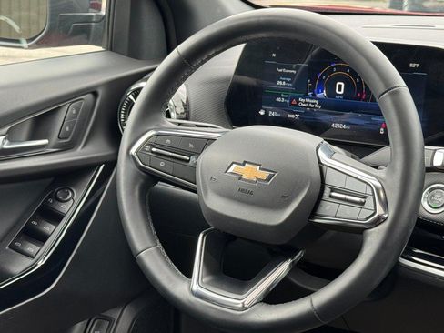 Used 2026 Chevrolet Equinox LT w/ Convenience Package II AWD/4WD image 12