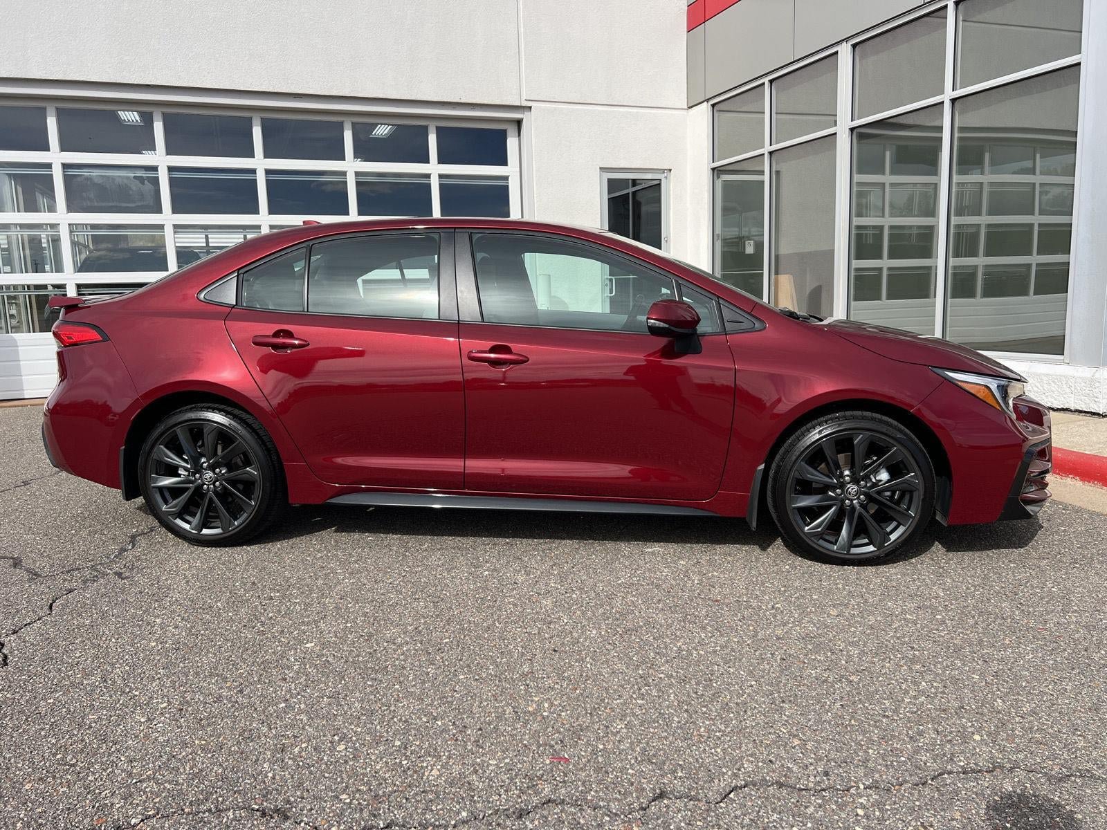 Used 2026 Toyota Corolla SE FWD image 10