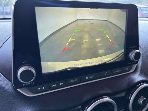 Used 2025 Nissan Sentra SV FWD image 23