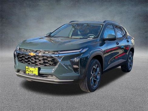 New 2026 Chevrolet Trax LT w/ Driver Confidence Package image 8