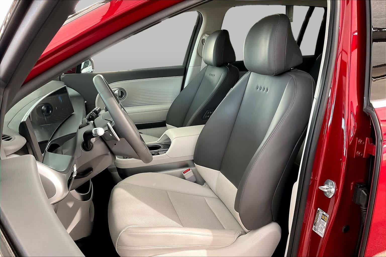 Certified 2026 Hyundai Ioniq 9 SEL AWD/4WD image 7