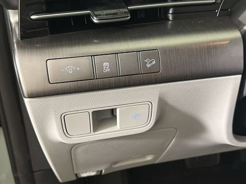 Used 2024 Hyundai Kona SEL AWD/4WD image 20