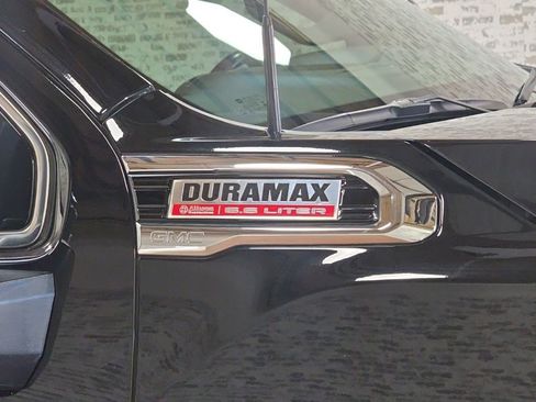 Used 2021 GMC Sierra 3500 Denali w/ Denali Black Diamond Edition AWD/4WD image 10