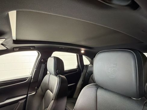Certified 2025 Porsche Macan image 26