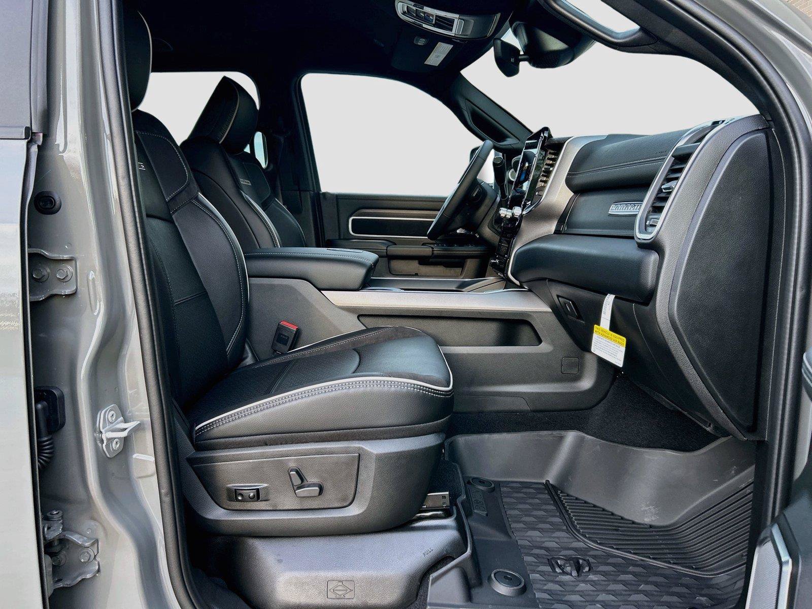 New 2027 RAM 2500 Laramie AWD/4WD image 15