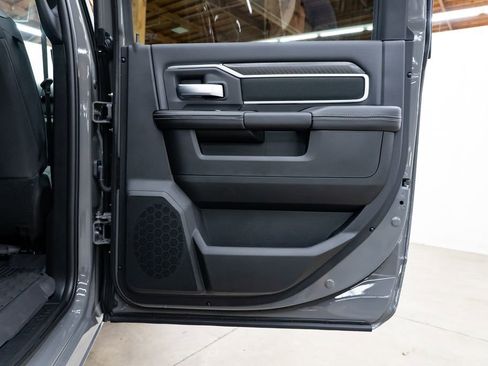 New 2026 RAM 3500 Big Horn AWD/4WD image 27