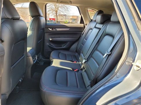 Used 2023 MAZDA CX-5 Carbon Edition image 12