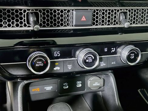 Used 2025 Honda Civic Sport image 14