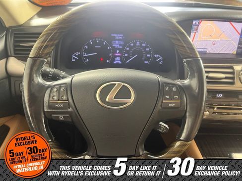 Used 2014 Lexus LS 460 AWD w/ Comfort Package image 21