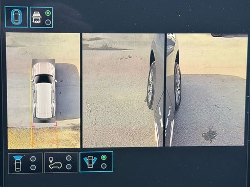 New 2026 GMC Yukon Denali w/ Sun & Power Step Package image 33