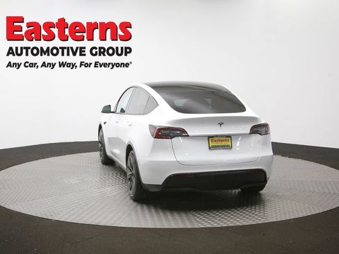 Used 2022 Tesla Model Y Long Range image 61