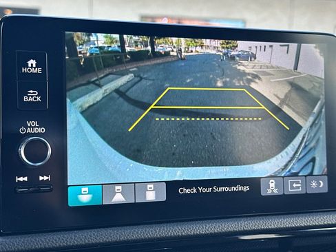 Used 2023 Honda CR-V EX-L image 16