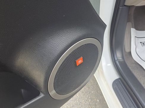 Used 2006 Toyota RAV4 Limited image 20