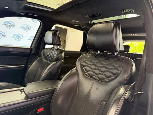 Used 2020 Hyundai Palisade Limited FWD image 17