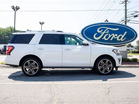 Certified 2021 Ford Expedition Limited AWD/4WD image 1