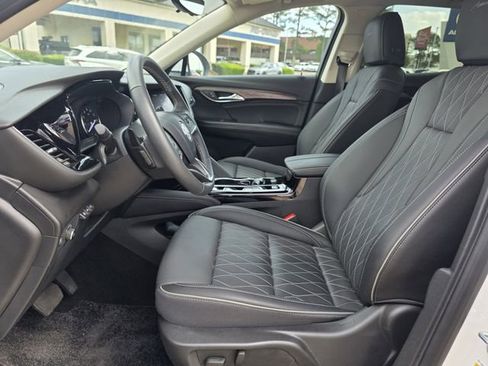 Used 2023 Buick Envision Avenir FWD image 18