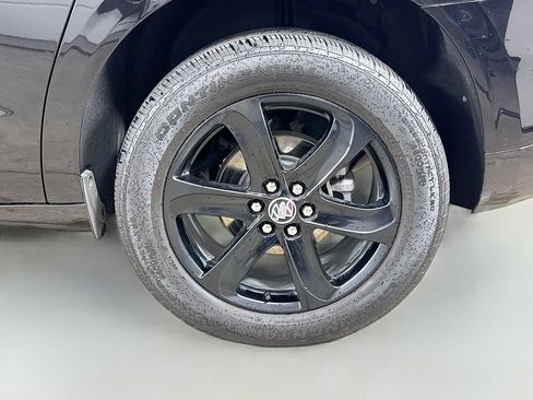 Used 2023 Buick Enclave Essence w/ Sport Touring Edition FWD image 32