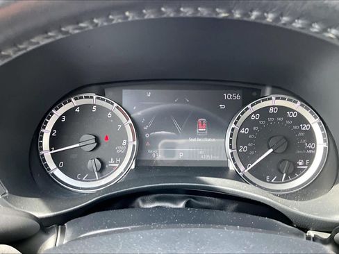 Used 2023 Toyota Highlander XLE FWD image 26