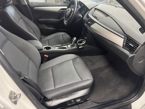 Used 2015 BMW X1 sDrive28i image 11