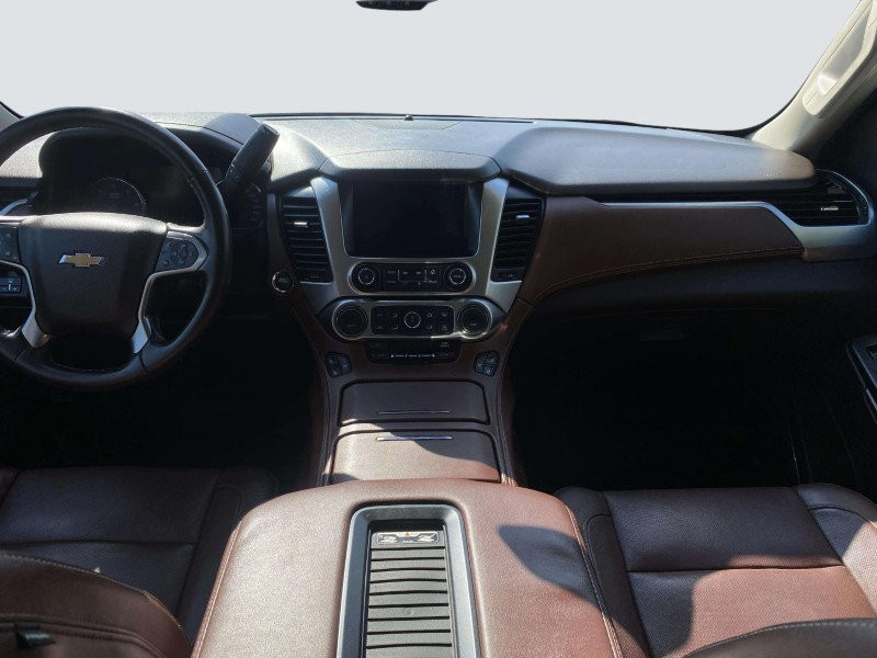 Used 2020 Chevrolet Suburban Premier w/ Premier 6.2L Value Package AWD/4WD image 29
