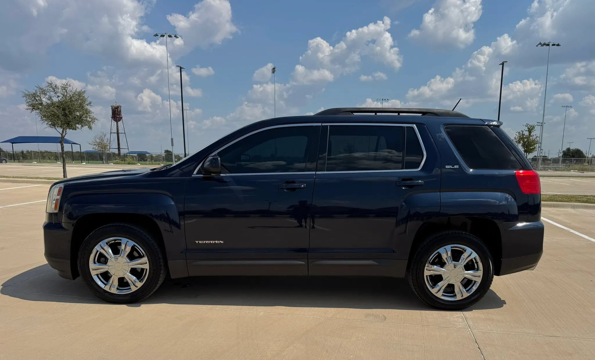 Used 2017 GMC Terrain SLE w/ Convenience Package FWD image 7