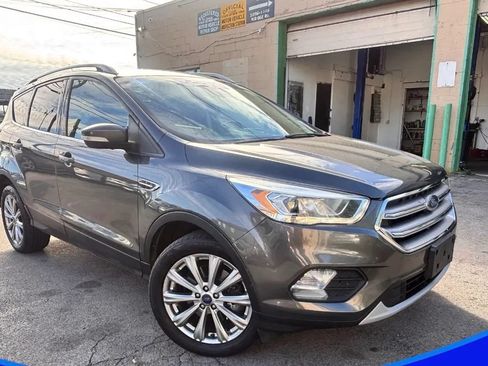 Used 2017 Ford Escape Titanium AWD/4WD image 2