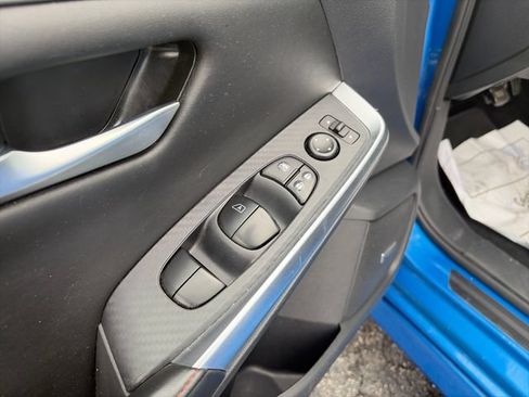 Used 2024 Nissan Sentra SR w/ SR Premium Package FWD image 15