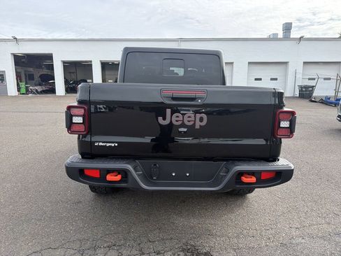 Used 2022 Jeep Gladiator Mojave w/ LED Lighting Group AWD/4WD image 4